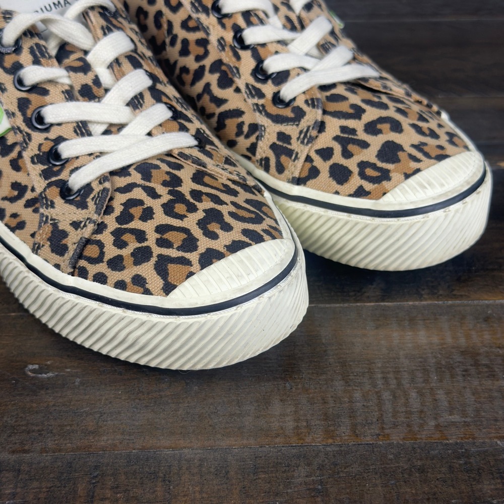 Cariuma OCA Low Leopard Print Canvas Sneakers Womens 9 Animal Print Lace Up - Picture 5 of 8